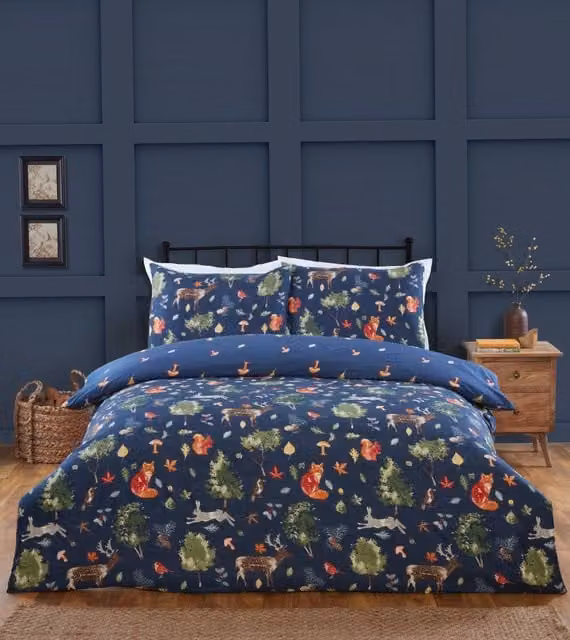 Rapport Home Autumn Christmas Reversible Microfibre Duvet Cover Set with Pillowcases, Multicolour Nature Design, King Size (230 x 220 cm)