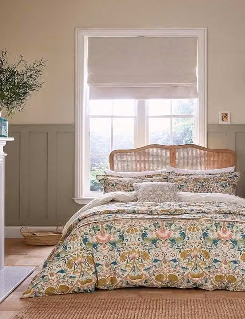 Morris & Co Lodden Floral Cotton Percale Bedding Set with Pillowcase, Multicolour and Beige, Single (3 ft)