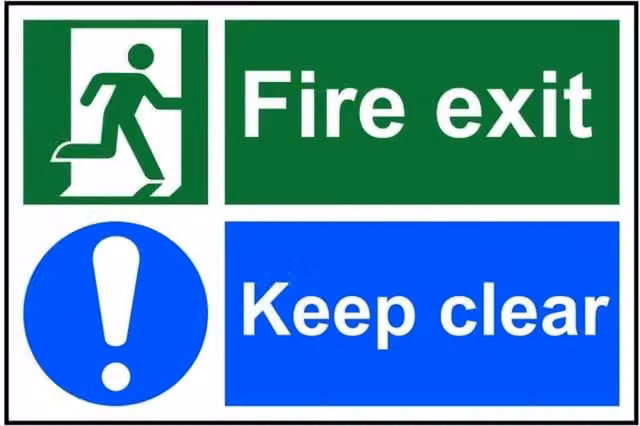 Scan Fire Exit Keep Clear Multicolour and Green PVC Sign W: 30 cm, H: 20 cm