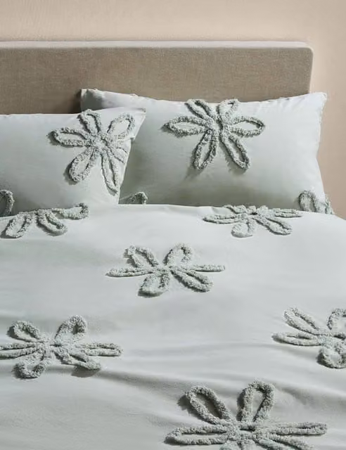 M&S Pure Cotton Tufted Floral Bedding Set Green 200x200 cm