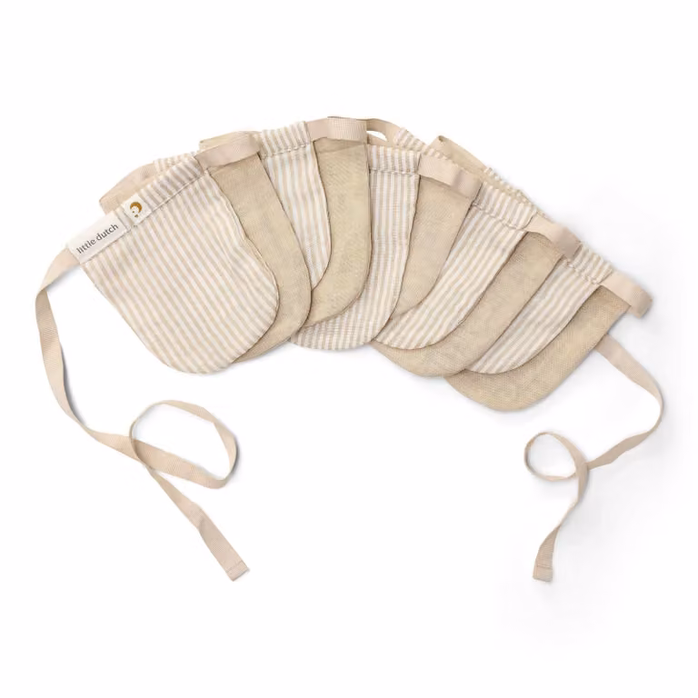 Little Dutch Garland Pennant in Pure Soft Beige
