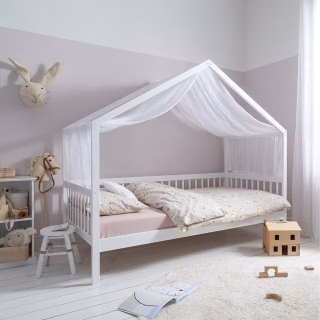 Noa and Nani Lottie Treehouse Single Day Bed in Classic White, Solid Wood