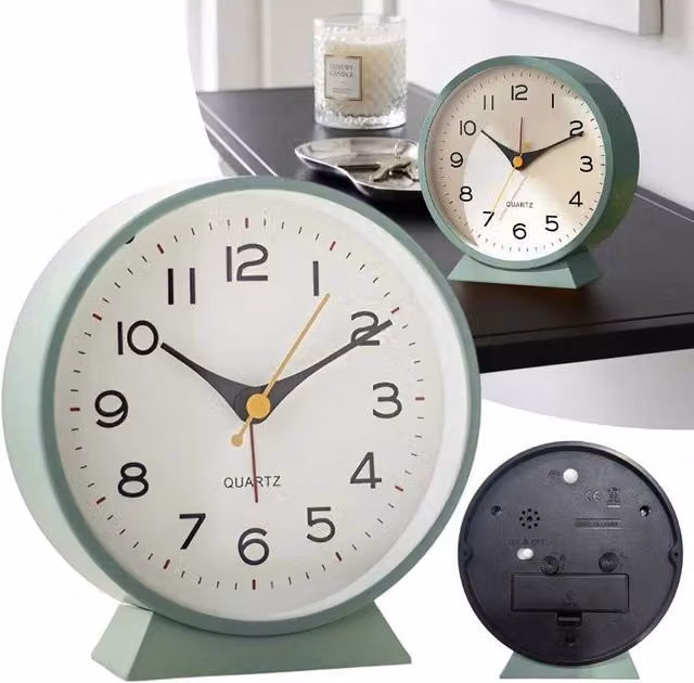 SPETLEK Retro Round Analogue Alarm Clock with Silent Quartz Movement in Green