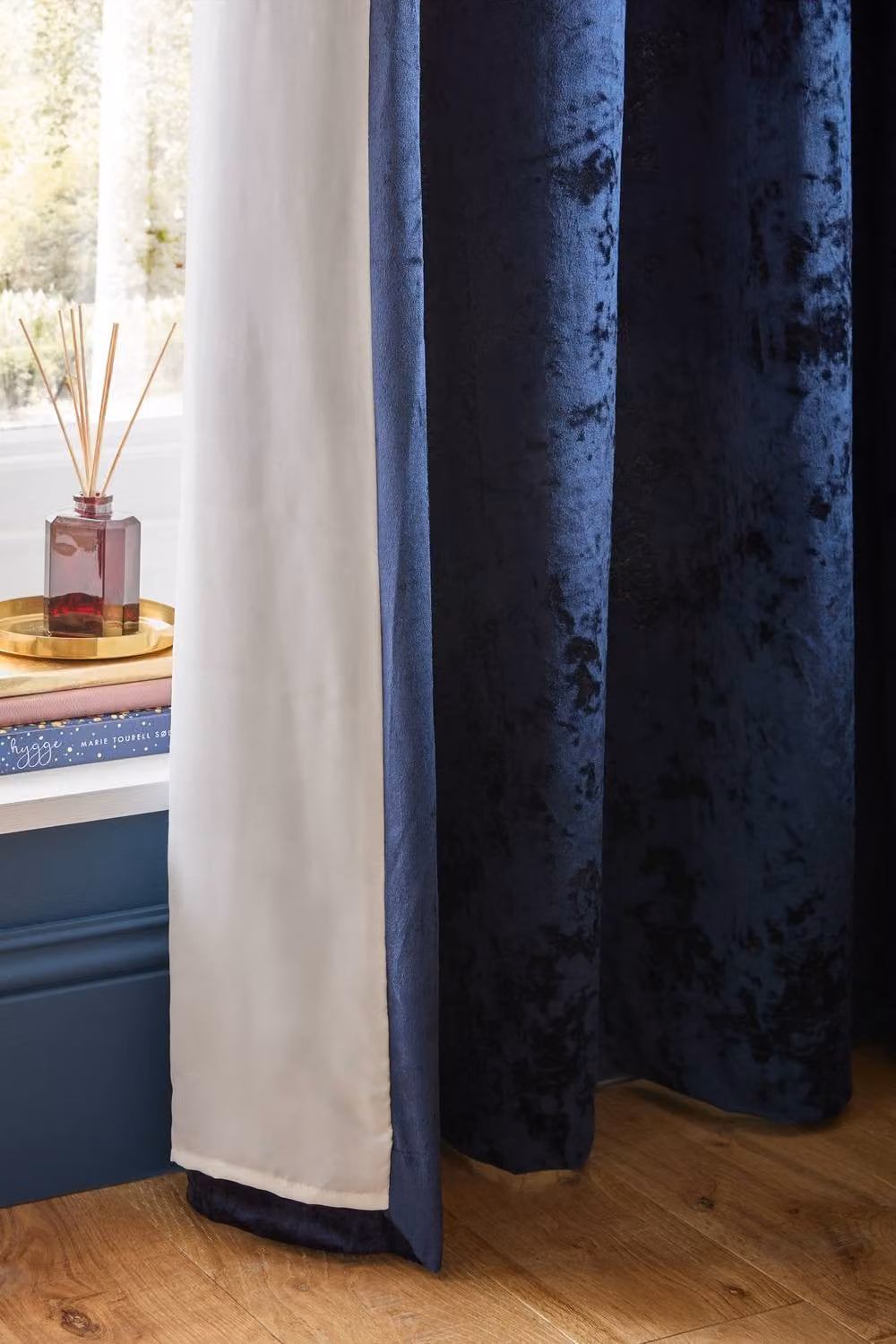 Catherine Lansfield Navy Blue Crushed Velvet Lined Eyelet Curtains, W: 229 cm, H: 229 cm – 3