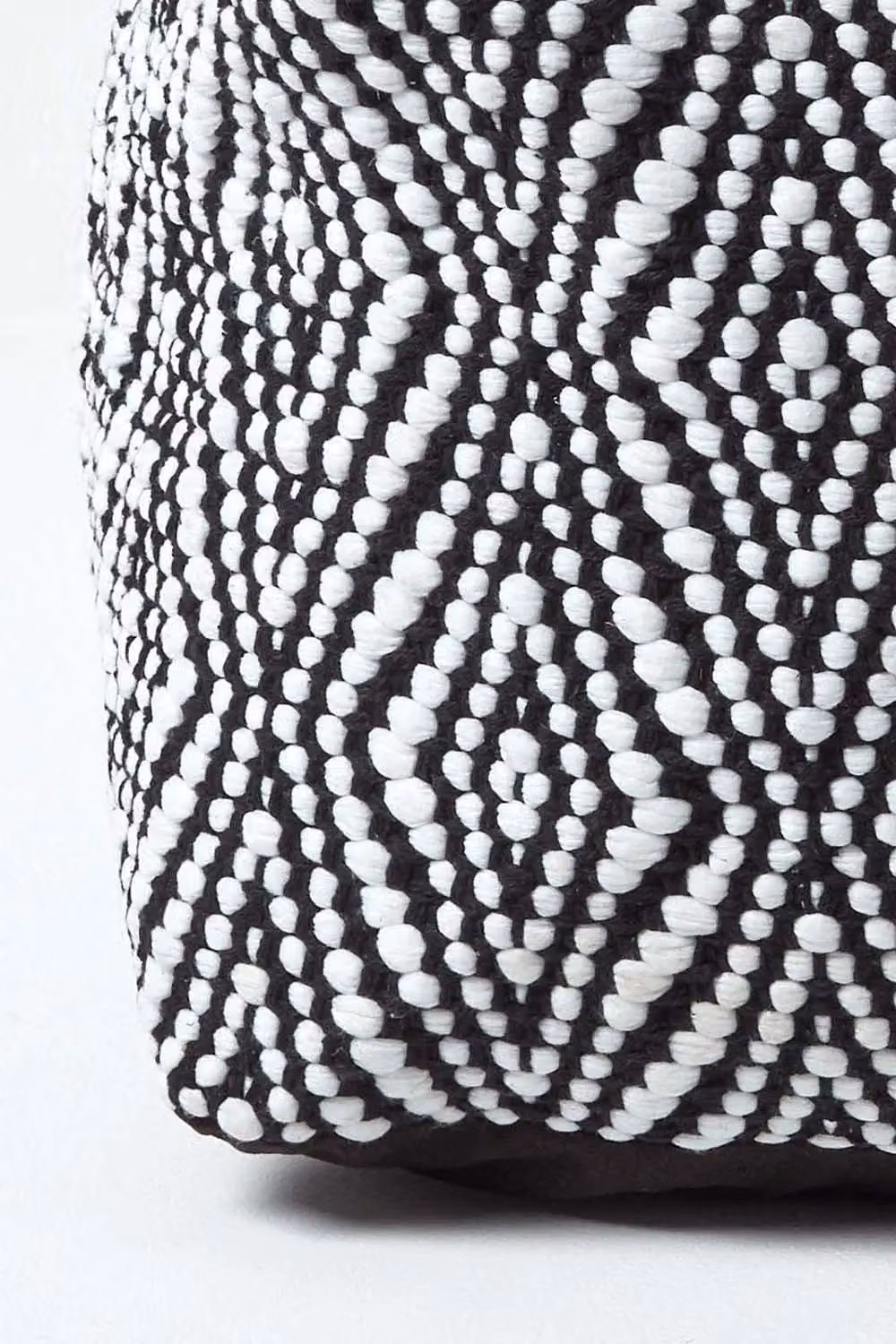 Homescapes Trance Diamond Pattern Square Bean Filled Pouffe, Black, W/D/H: 60 x 60 x 60 cm – 2