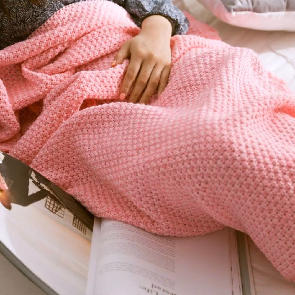 Lovii Knitted Mermaid Tail Blanket in Pink, W: 180 cm, D: 90 cm – 2