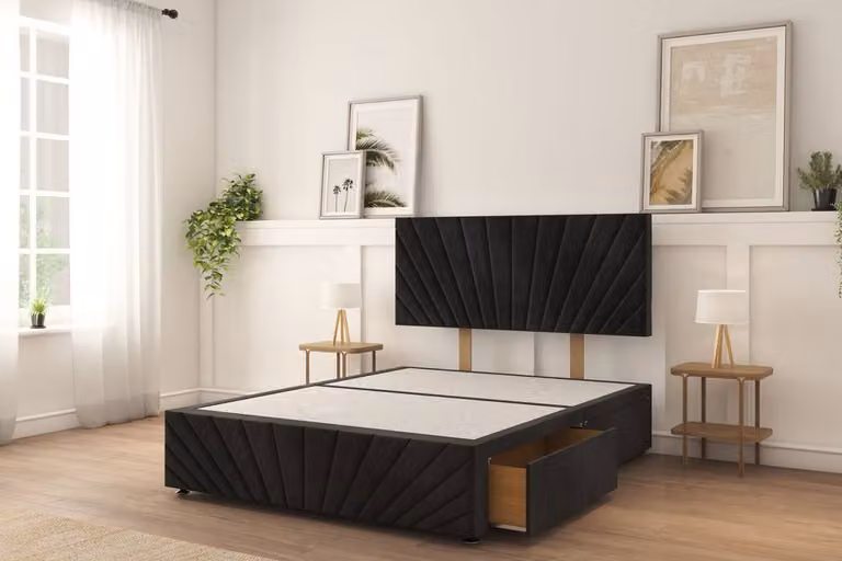 Sloomy Amberley Naples Double Divan Bed Set in Black Velvet with 2 Drawers on the Right Side, 26 inch Strutted Headboard and 12 inch Matching Footboard, W/D/H: 140 x 200 cm