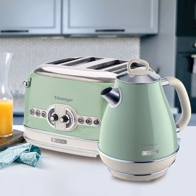 Ariete Green Metal Kettle 1.7L and 4 Slice Toaster Set