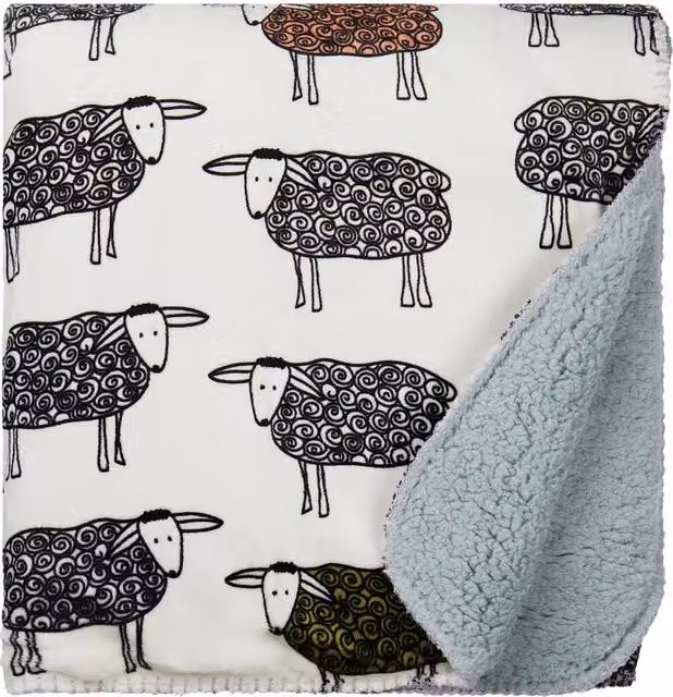 Vinga White Fluffy Fleece Sheep Blanket, W/D/H: 170 x 130 x 130 cm – 1