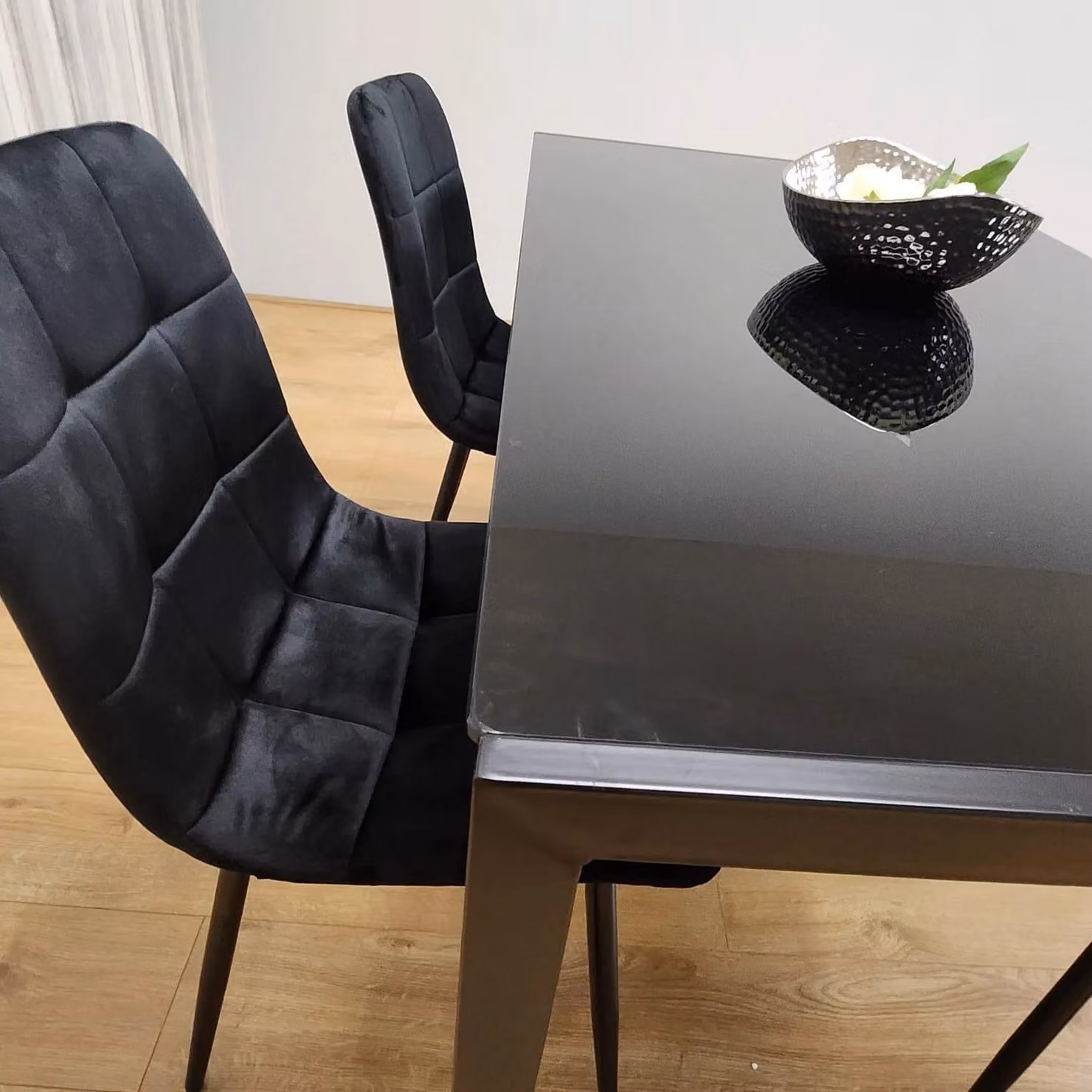 Kosy Koala Black Kitchen Dining Table and 4 Black Tufted Velvet Chairs Set, W/D/H: 120 x 70 x 75 cm – 3