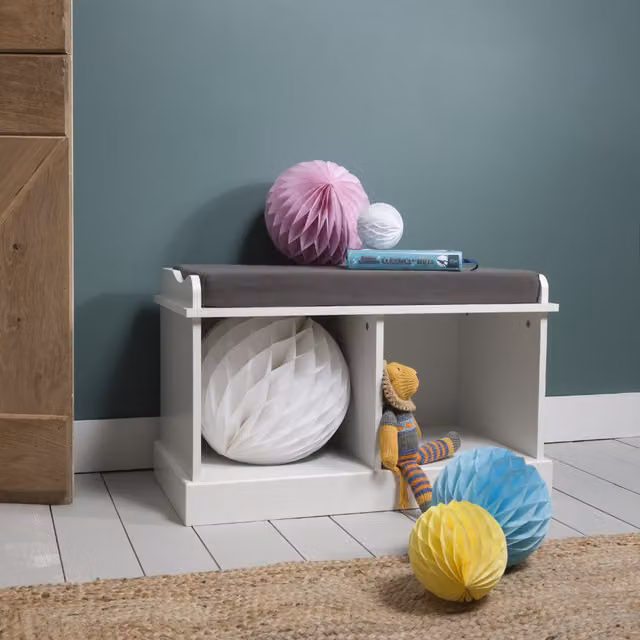 Noa and Nani Stockholm Modern Lacquered Storage Bench and Shoe Rack in White or Grey, Width: 76 cm