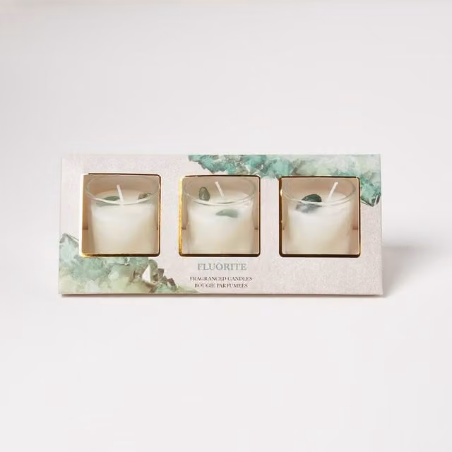 Homescapes Green Fluorite Black Tea and Vetiver Crystal Scented Votive Candle Set, Pack of 3, Green and White