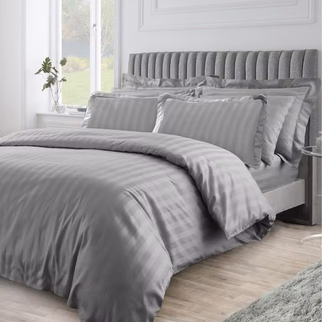 Velosso Grey Striped Microfibre Duvet Cover and Pillowcase Set, W: 140 cm, L: 200 cm