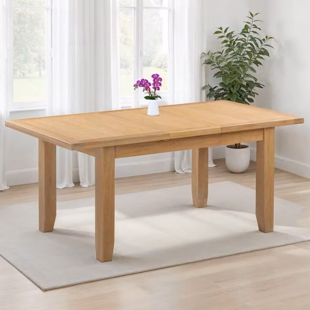 Seconique Windsor Extending Rectangular Dining Table in Light Oak