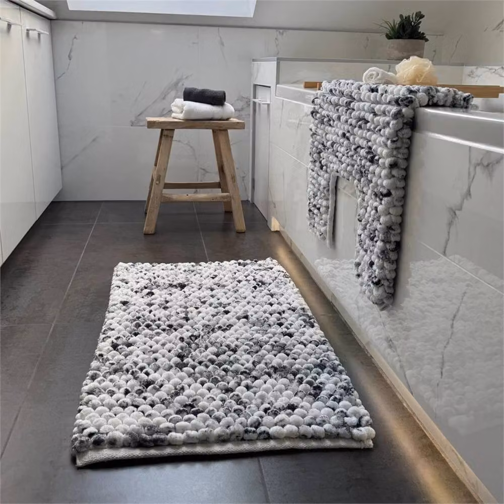 Nordara Grey Two-Piece Non-Slip Bathroom and Toilet Mat Set – 2