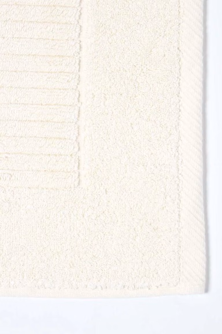 Homescapes Imperial Plain Cream Cotton Bath Mat, W: 50 cm, D: 80 cm
