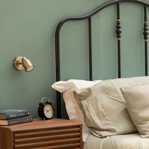ValueLights Benton Adjustable Single GU10 Bathroom Wall Light in Gold/Brass, IP44 Rated – 3