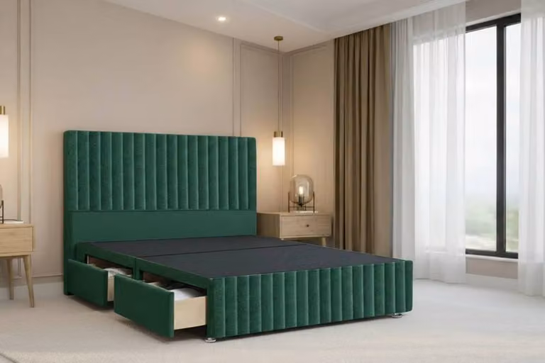 Chester & Oakley Ravello Plush Velvet Divan Bed with 2 Drawers and Headboard in Green, Size: Super King (W/D: 200 x 200 cm)