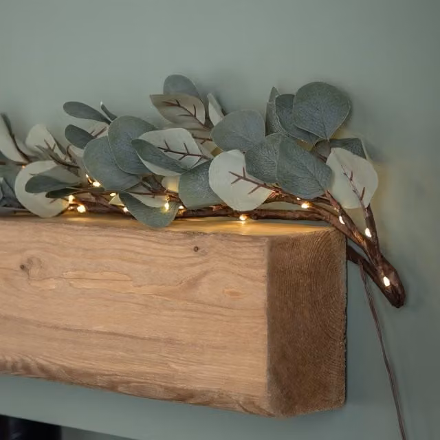 Samuel Alexander Green Eucalyptus Christmas Garland with 130 Warm White LEDs, 1.8m