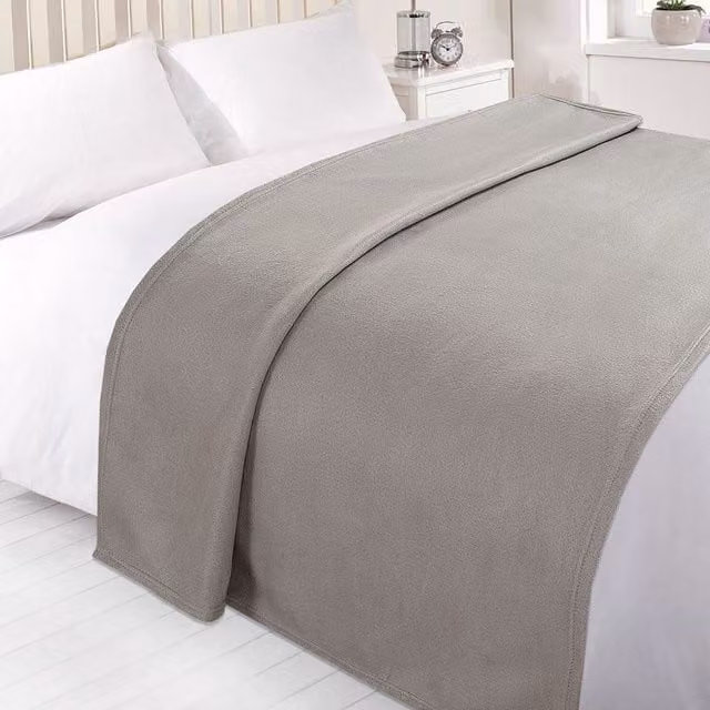 Dreamscene Plain Silver Fleece Throw Blanket