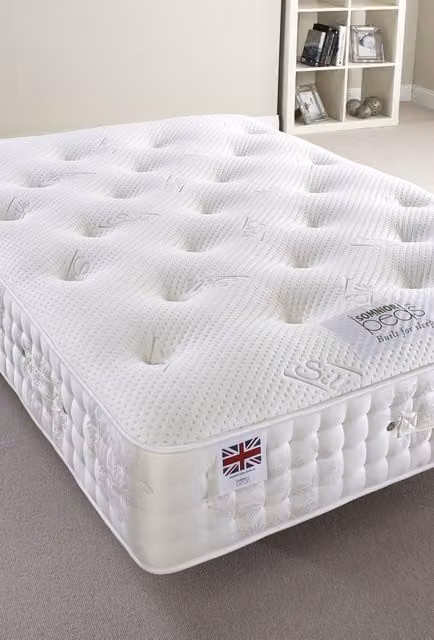 Somnior The Silk 2500 Natural Fibre Pocket Spring Mattress in White, Size: 200 x 200 cm