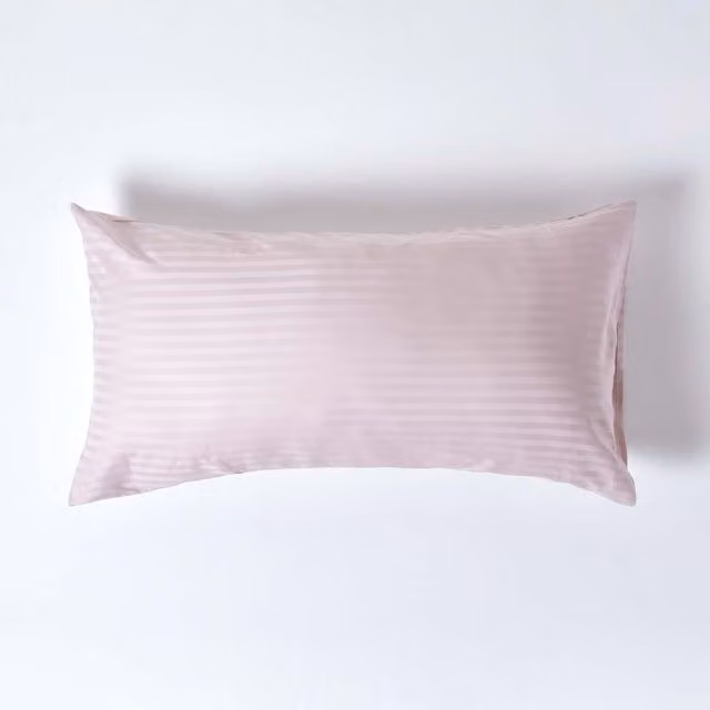 Homescapes Pink Combed Cotton Percale Pillowcase