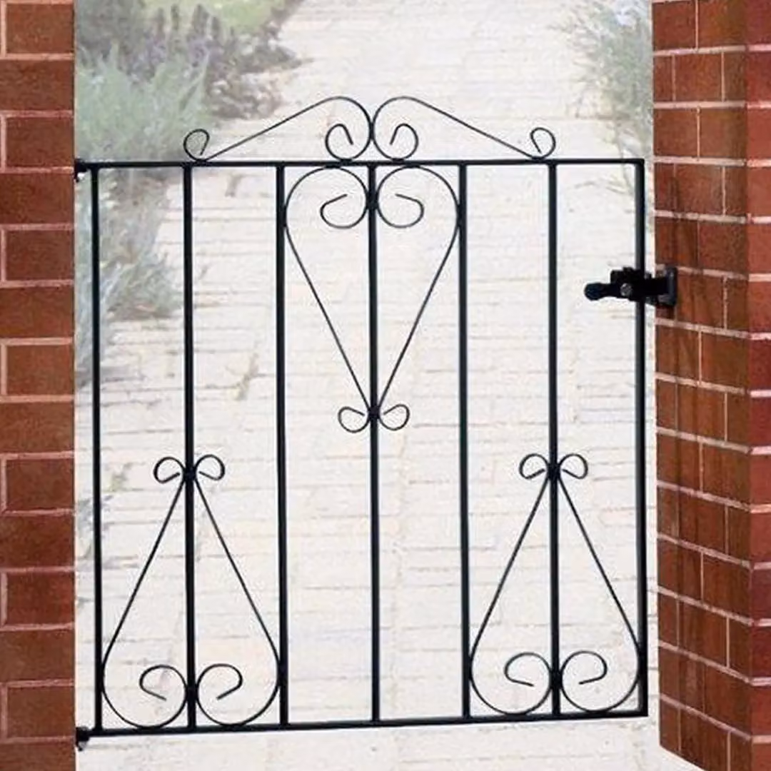 Burbage Iron Craft Classic Scroll Low Flat Single Gate in Black, Fits Gap Width: 83.8 cm, Height: 91.4 cm – 2