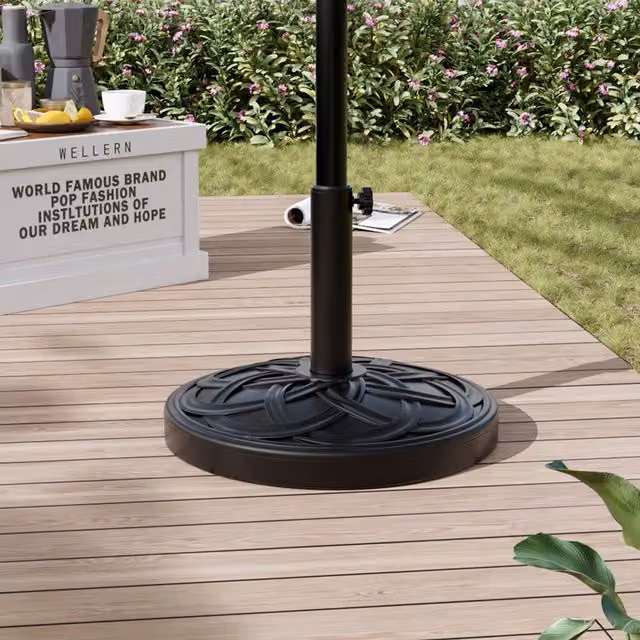 Breeins Black Geometric Leaf Parasol Base in Plastic and Concrete