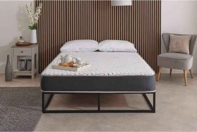 The Foam People Superior Cashmere All Foam Mattress in Dark Grey, W/D: 180 x 200 cm