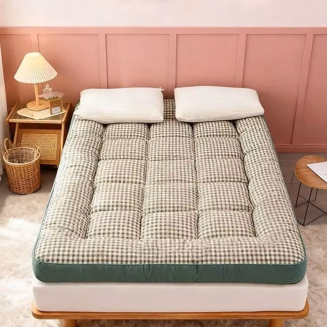 PAWNORA Green Fabric Futon Floor Mattress W: 200 cm, D: 220 cm – 1