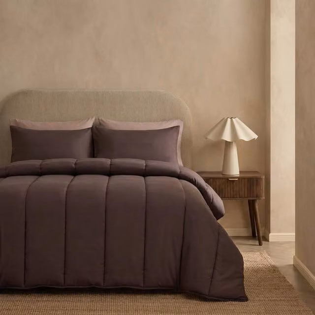 OHS Reversible 10.5 Tog Microfibre Coverless Duvet with Pillowcases in Brown, King Size