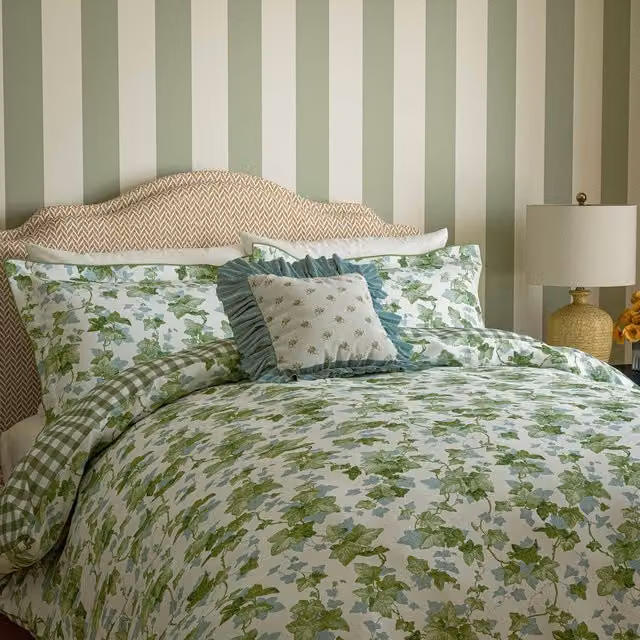 Sanderson Hedra Reversible Cotton Mako Satin Duvet Cover and Pillowcase Set, Green, W: 90 cm, L: 200 cm