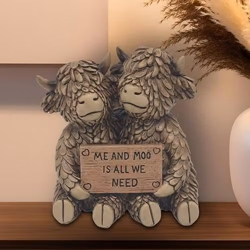 Garden Greatness Hughie Highland Cow Me & Moo Ceramic Ornament in Brown and Multicolour – 2