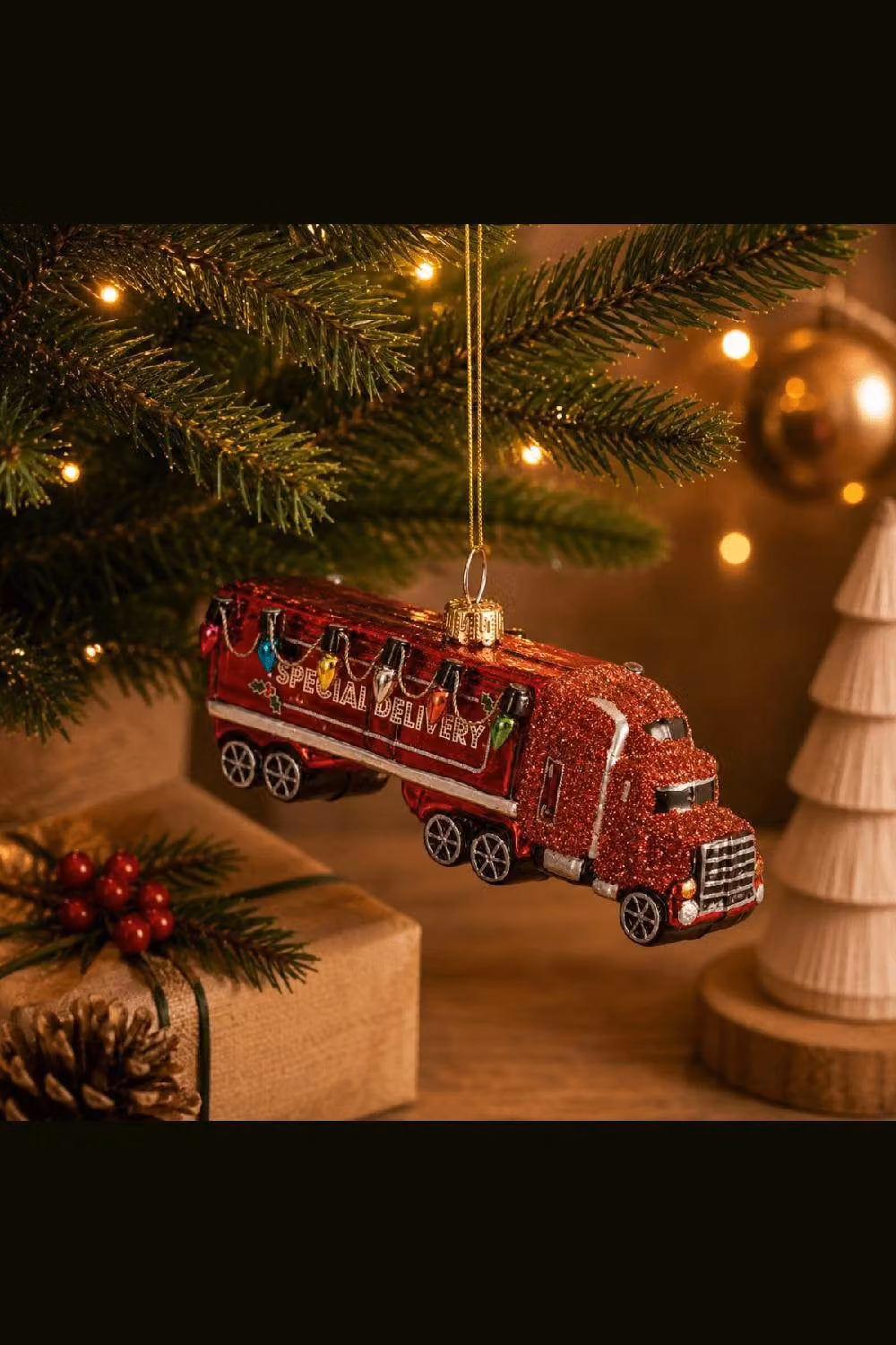Sass & Belle Red Vintage Truck Glass Christmas Tree Hanging Decoration – 2