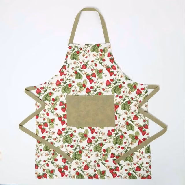 Homescapes Strawberry Cotton Apron in Red, Green and Multicolour