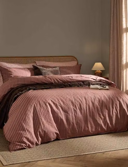 YARD Marlow Striped Pure Cotton Duvet Cover in Burgundy Mix