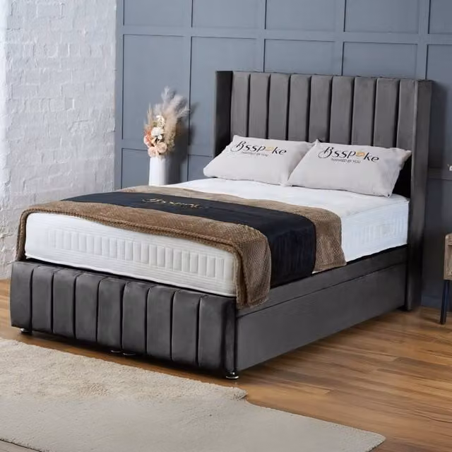 BSSPOKE Zoe Ottoman Divan Bed in Grey Plush Velvet with Lift Up Base, W/D/H: 140 x 200 cm
