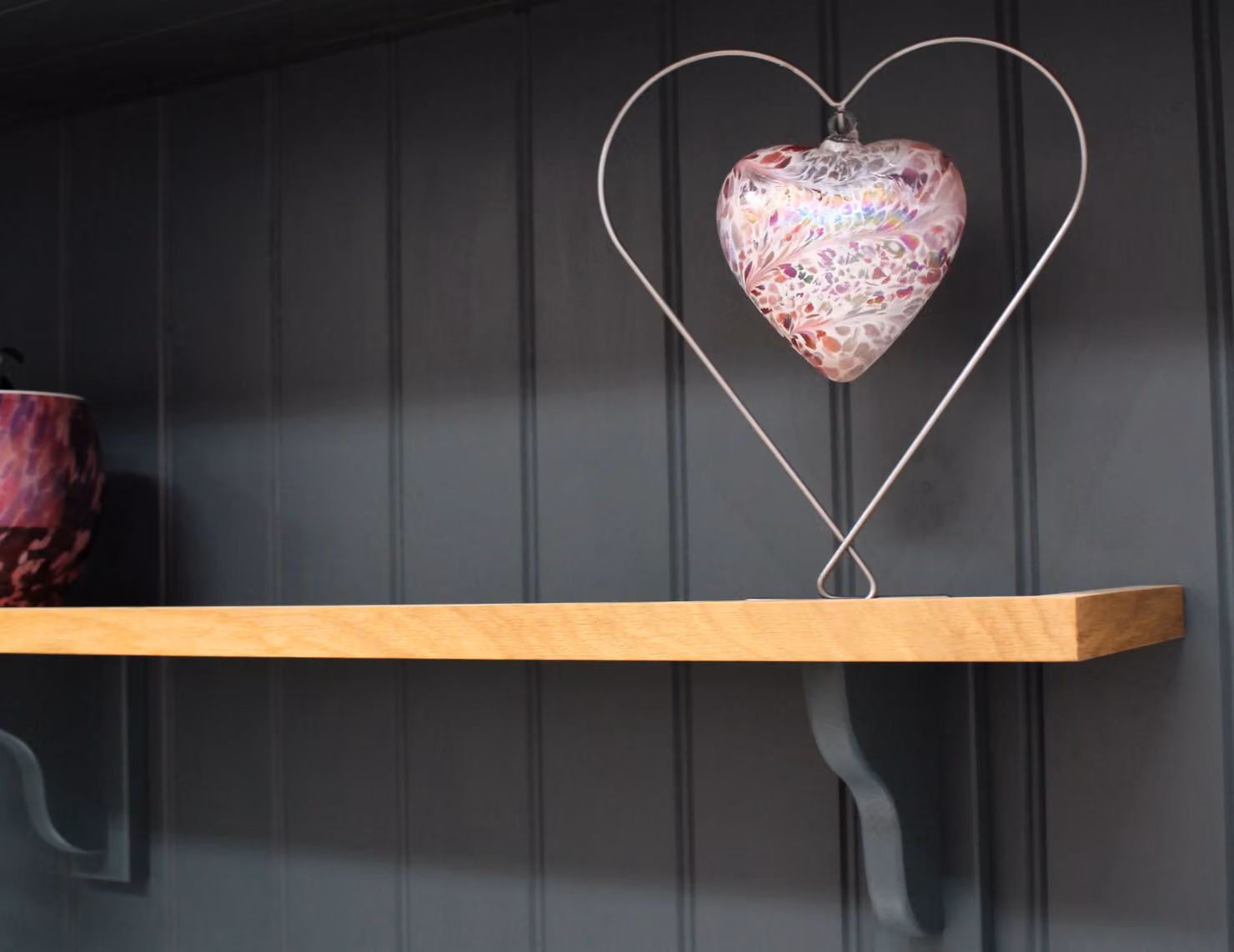 Sienna Glass Handcrafted Mouth-Blown Hanging Glass Heart Ornament in Pink, 12 cm – 2