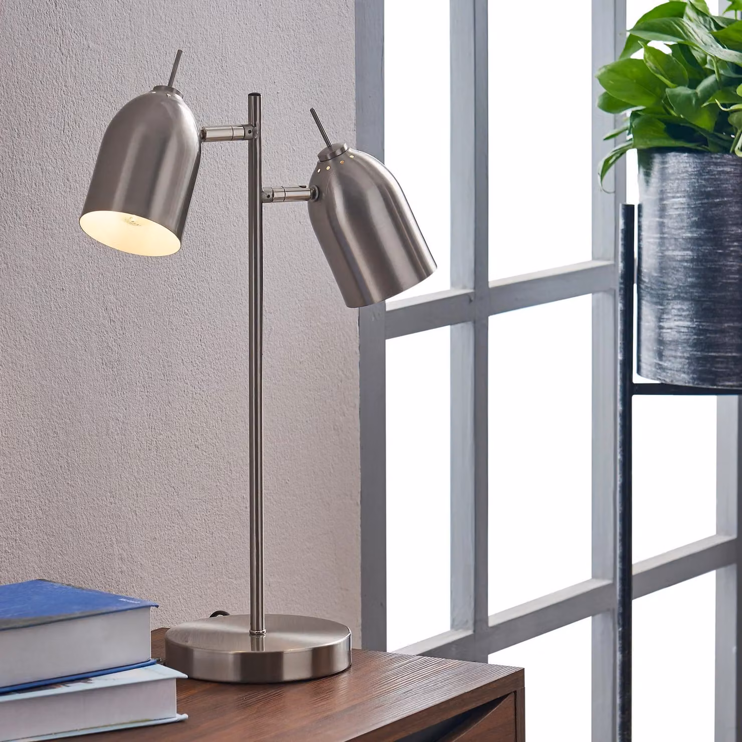 Teamson Home Mason Adjustable Double Light Table Lamp with Chrome Shade in Metallic Silver – 3