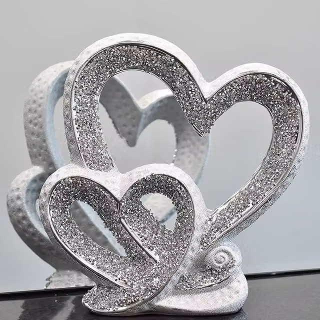 DEENZ Silver Crushed Diamond Double Heart Round Base Tabletop Ornament