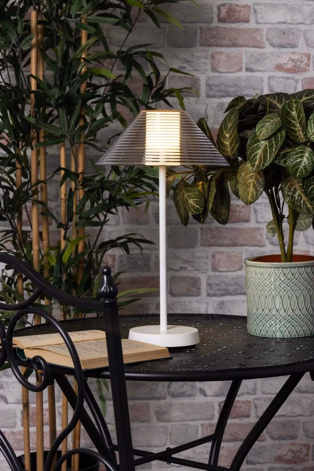 BHS Lighting Lynx Rechargeable LED Outdoor Table Lamp in White – 2