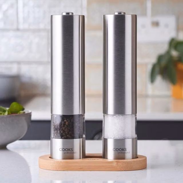 Cooks Professional Electric Automatic Salt and Pepper Mill Set with Bamboo and Stainless Steel Base, Silver