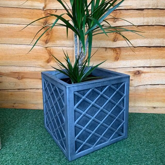 Shop4allsorts Large Grey Square Lattice Effect Plastic Planter Tub