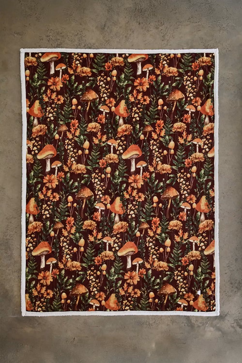 Deyongs Mushroom Wine Heated Sherpa Throw Red Multicolour W/D/H: 140 x 180 cm – 3