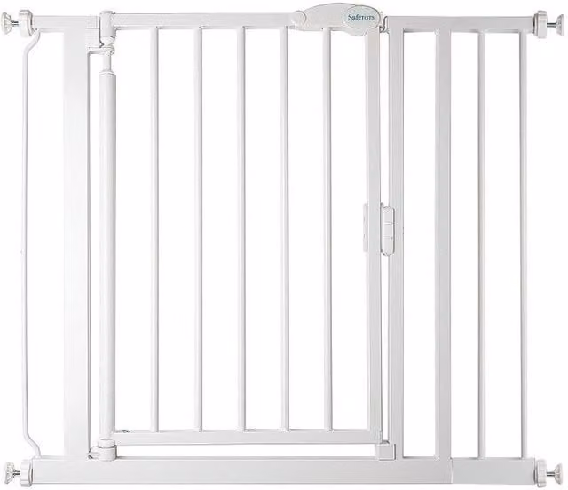 Safetots White Pressure Fit Self Closing Stair Gate
