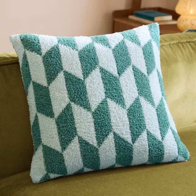 Riva Home Graphic Square Polyester Cushion in Green, W/D/H: 45 x 45 x 45 cm – 1