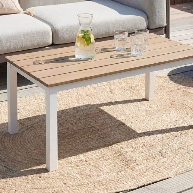 Wyld and Coco Modern Coffee Table with White Powder Coated Aluminium Frame and Brown Striped Plastic Wood Top, W: 96 cm, D: 52 cm – 1