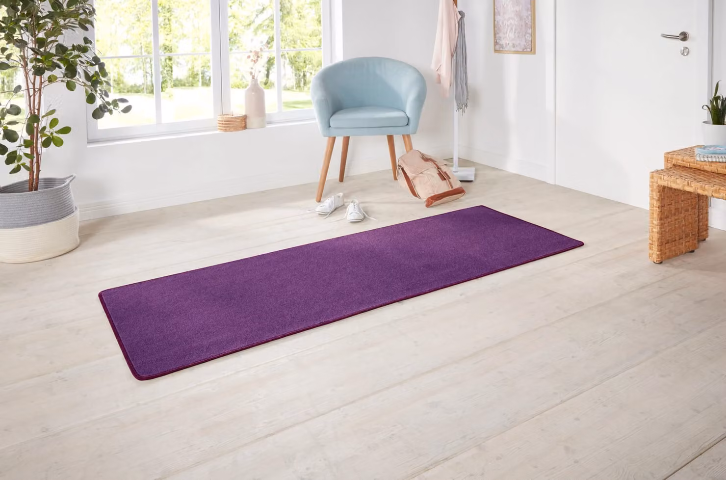 THE RUGS Plain Design Round Polypropylene Rug in Purple, Diameter: 200 cm – 1