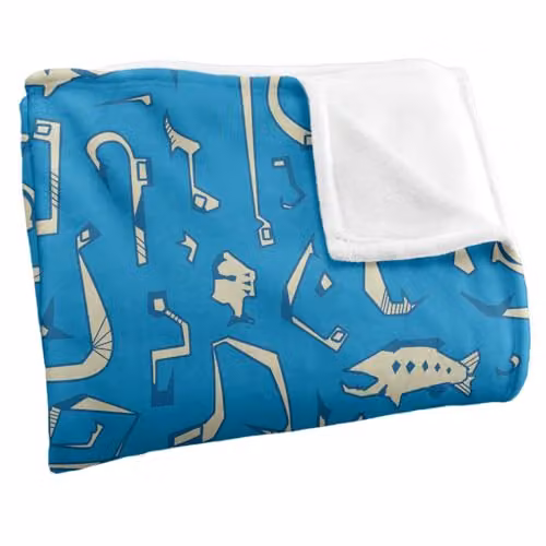 JQ Licensing Fishing Hooks Silky Touch Super Soft Fleece Throw Blanket, White, W/D: 152 x 127 cm – 2