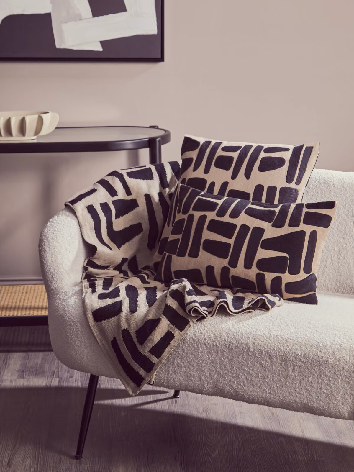 Orsina Bosie Ozella Knitted Geometric Throw in Black and Natural – 4